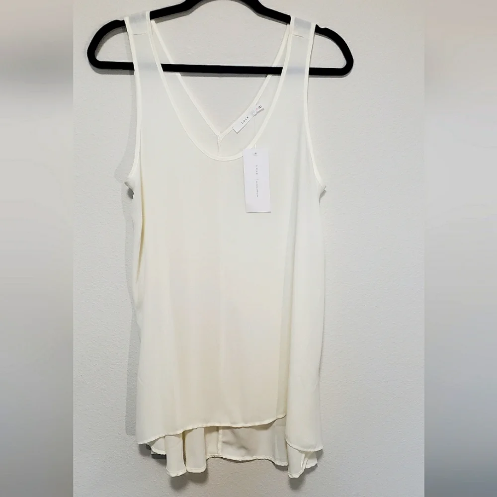 💜2 FOR $10 💜 Sheer White Tank Top - Picture 1 of 2